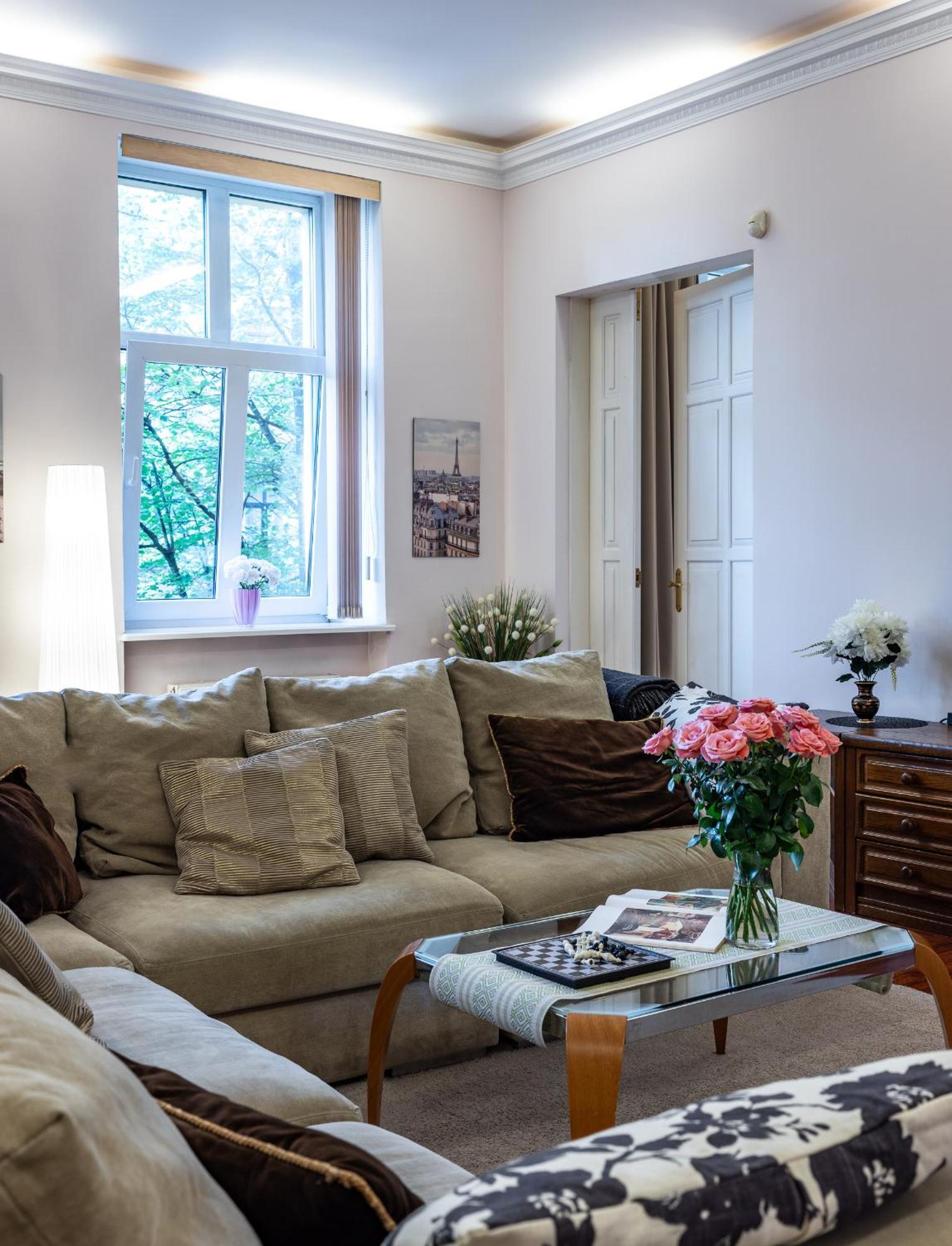 Alunana Lux Jakuzzi Apart, Facade Is Under Renovation, In Riga Art Nouveau Area, Self Check-In Exterior foto
